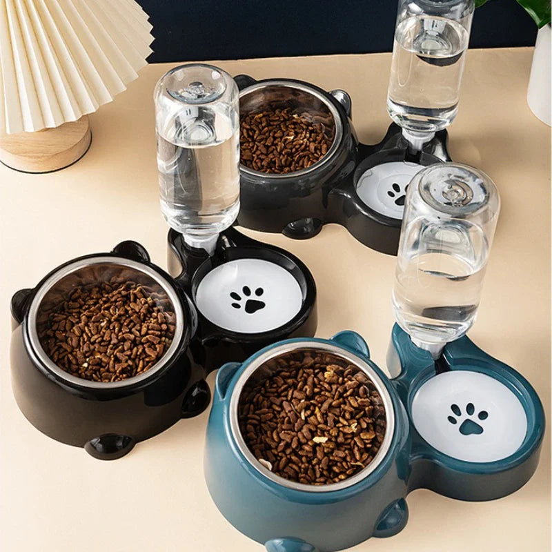 Gravity-Fed Pet Feeder: No Power, Just Convenience